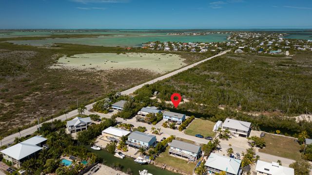 17245 Jamaica Lane, Sugarloaf Key, FL 33042