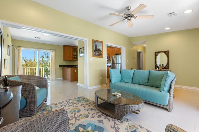 17245 Jamaica Lane, Sugarloaf Key, FL 33042