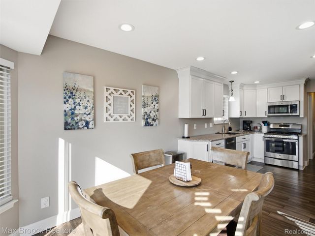 46149 Pat Street, Chesterfield Township, MI 48051