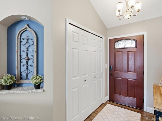 46149 Pat Street, Chesterfield Township, MI 48051