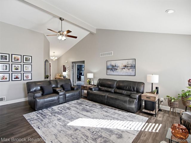 46149 Pat Street, Chesterfield Township, MI 48051
