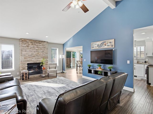 46149 Pat Street, Chesterfield Township, MI 48051