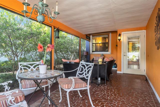 1464 NE 24th Court, Wilton Manors, FL 33305