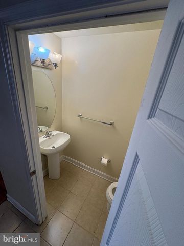 808 E PRESTON STREET, Baltimore, MD 21202