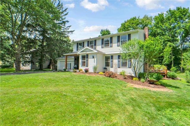 71 Brougham Drive, Penfield, NY 14526