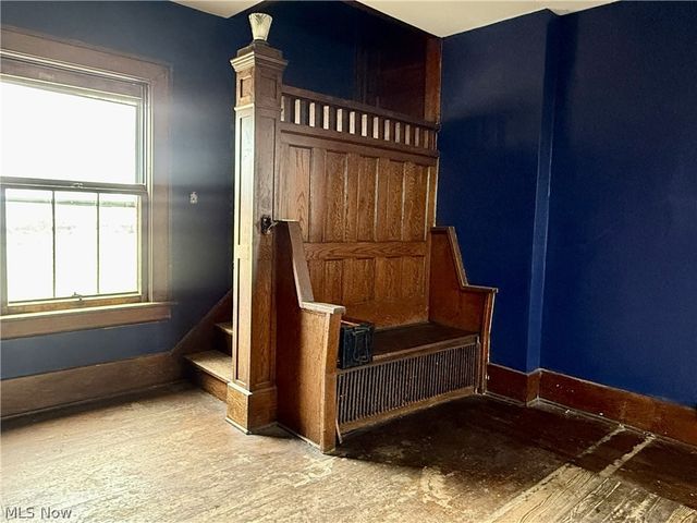 22 Brighton Drive, Akron, OH 44301