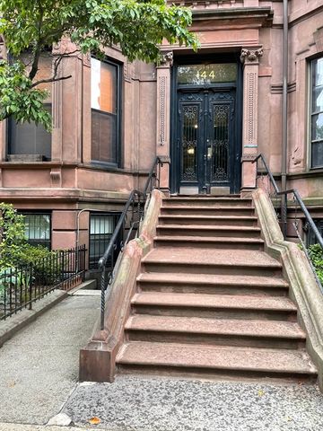 144 Commonwealth 9, Boston, MA 02116