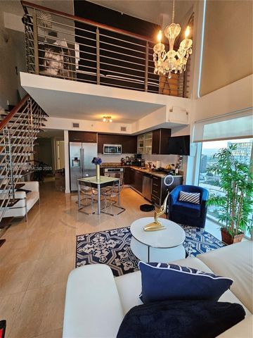 41 SE 5th St 1517, Miami, FL 33131