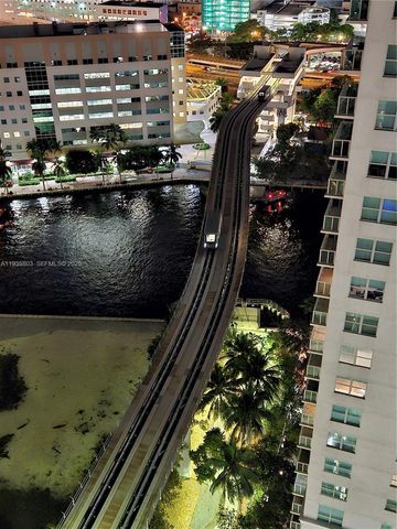 41 SE 5th St 1517, Miami, FL 33131