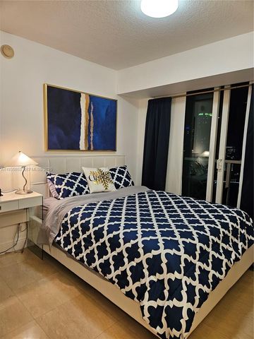 41 SE 5th St 1517, Miami, FL 33131