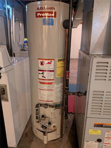 2590 Hackney Drive, Florissant, MO 63033