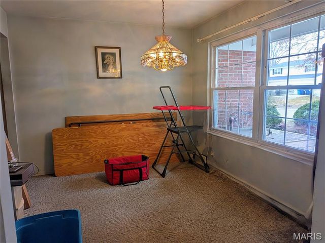 2590 Hackney Drive, Florissant, MO 63033