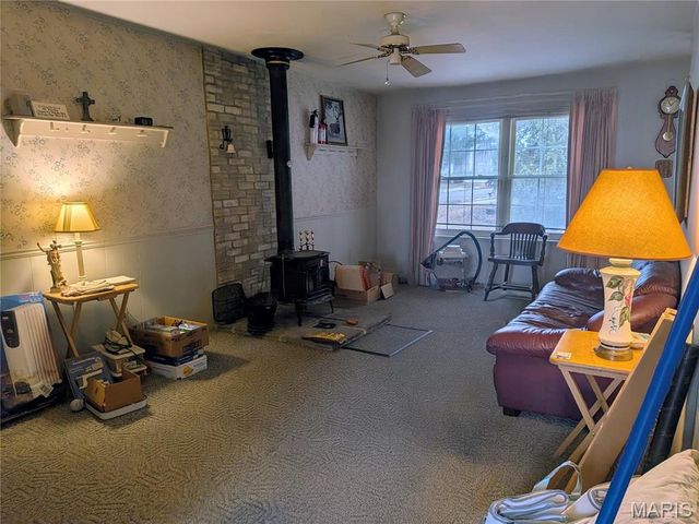 2590 Hackney Drive, Florissant, MO 63033