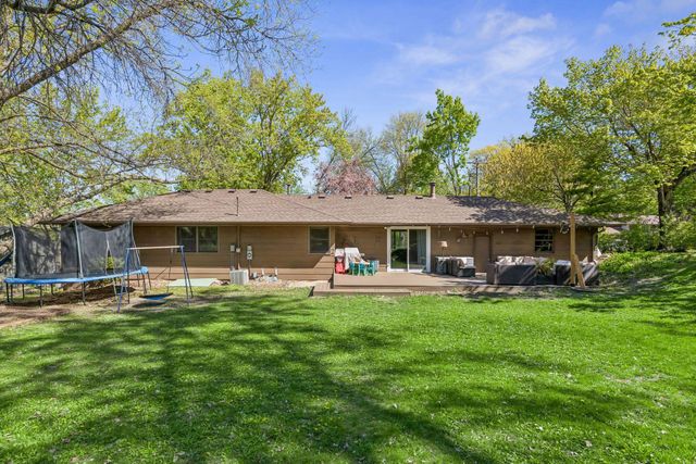 1105 Lakeview Drive, Burnsville, MN 55337