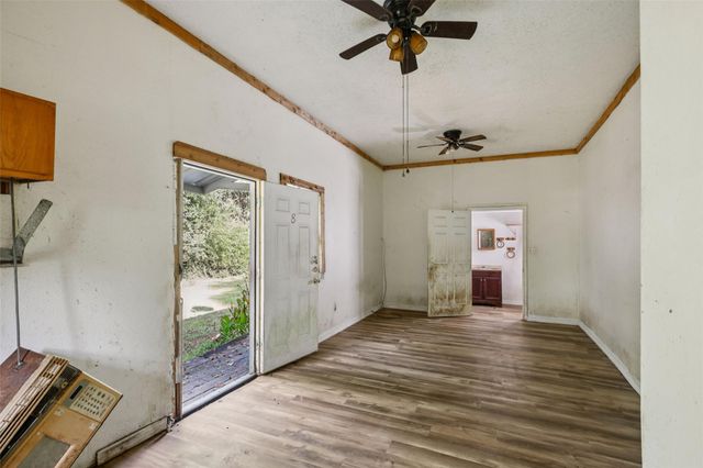 242 Bishop, Livingston, TX 77351