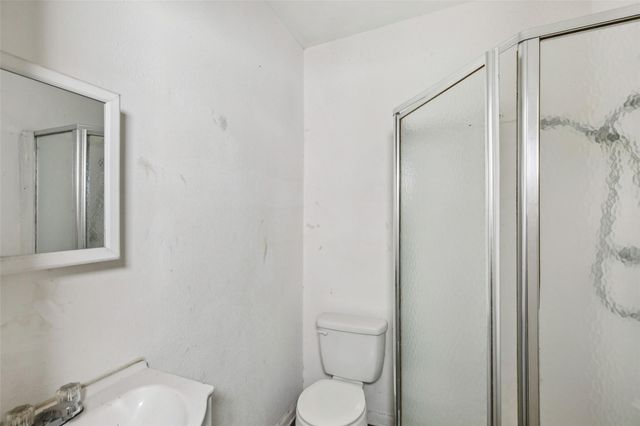 242 Bishop, Livingston, TX 77351