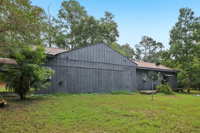 242 Bishop, Livingston, TX 77351