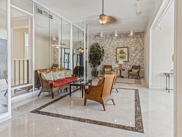 5600 N Flagler Drive 1501, West Palm Beach, FL 33407