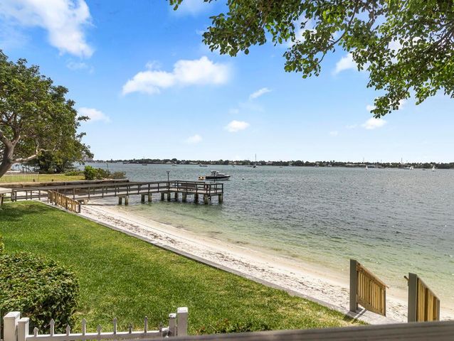 5600 N Flagler Drive 1501, West Palm Beach, FL 33407