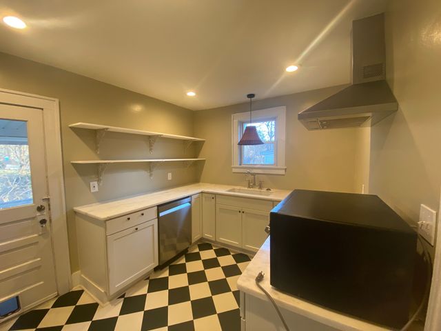 1003 N 16th St, Nashville, TN 37206