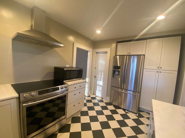 1003 N 16th St, Nashville, TN 37206