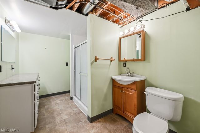 1453 Tripodi Circle C, Niles, OH 44446