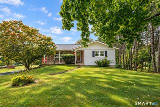 54 Evelyn Drive, Naugatuck, CT 06770