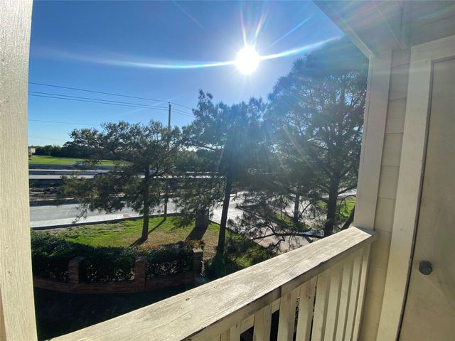 2501 Gulf Freeway 274, Dickinson, TX 77539