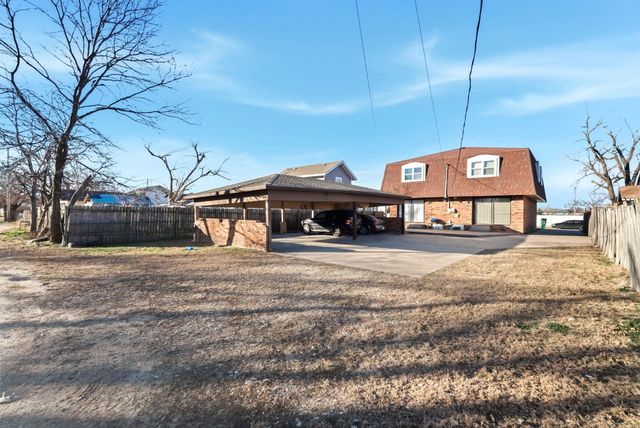 1842 S Silver St, Wichita, KS 67213