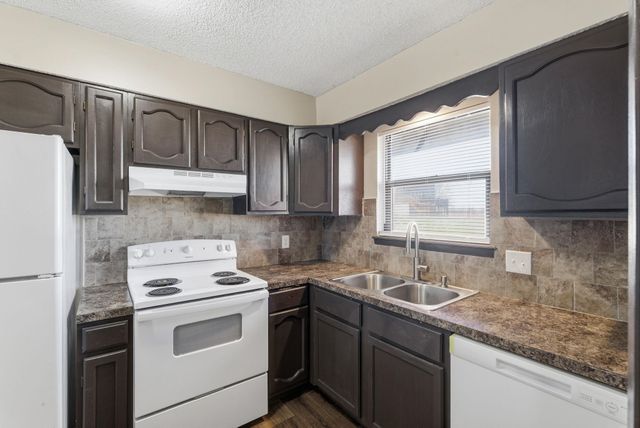 1842 S Silver St, Wichita, KS 67213