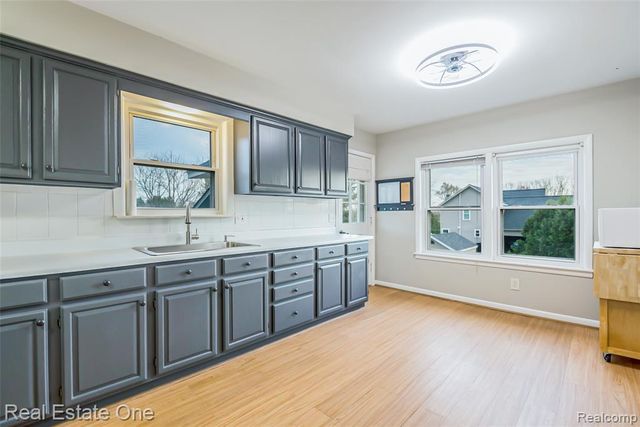 4141 Van Amberg Road, Brighton, MI 48114