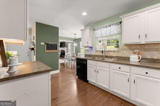 116 Miller Drive, Dawsonville, GA 30534