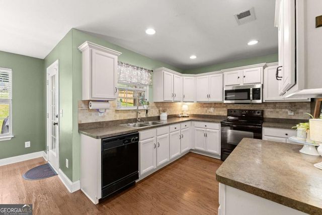 116 Miller Drive, Dawsonville, GA 30534