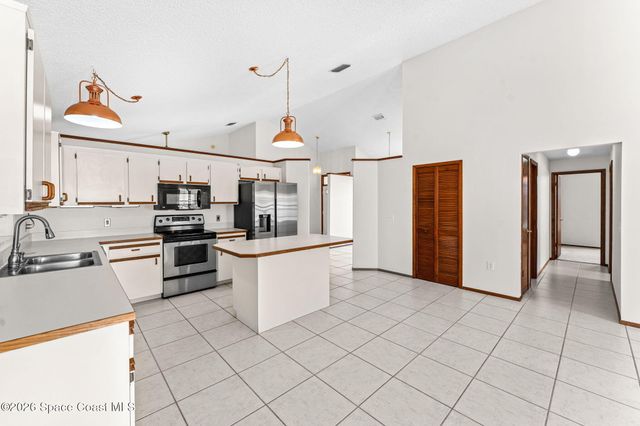 861 Yorktowne Drive, Rockledge, FL 32955