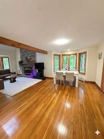 251 Cox St, Hudson, MA 01749