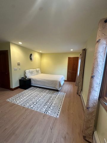 251 Cox St, Hudson, MA 01749