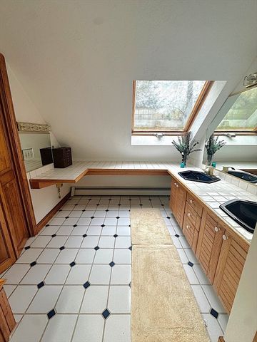 251 Cox St, Hudson, MA 01749