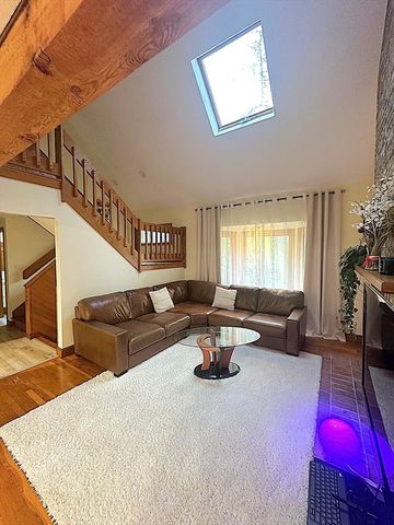 251 Cox St, Hudson, MA 01749