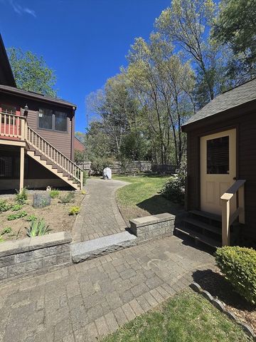 251 Cox St, Hudson, MA 01749