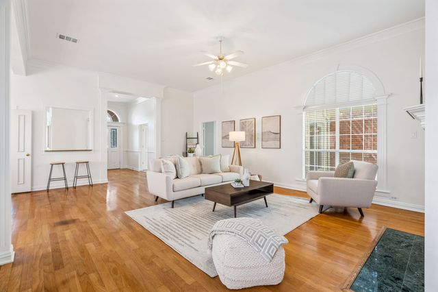 5632 Encore Drive, Dallas, TX 75240