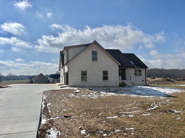 435 Randall Ln, Manchester, TN 37355