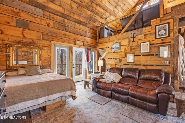 182 Hillbilly Lane, Crawford, TN 38554