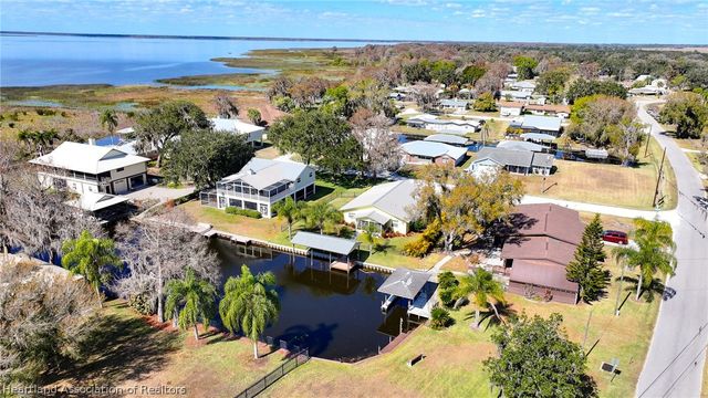 237 Wild Duck Point, Lorida, FL 33857