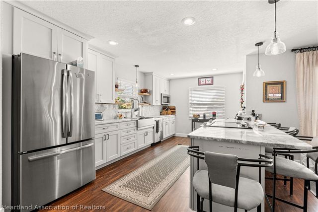 237 Wild Duck Point, Lorida, FL 33857