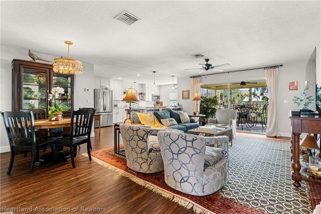 237 Wild Duck Point, Lorida, FL 33857