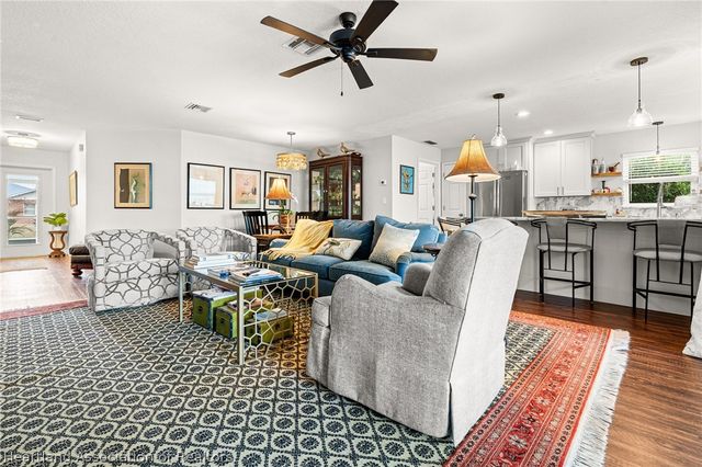 237 Wild Duck Point, Lorida, FL 33857