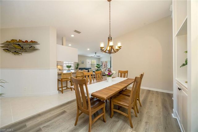3006 Futuna LN, Naples, FL 34119