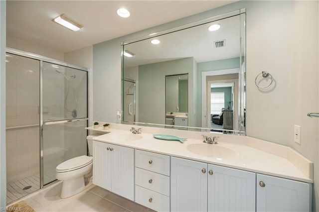 3006 Futuna LN, Naples, FL 34119