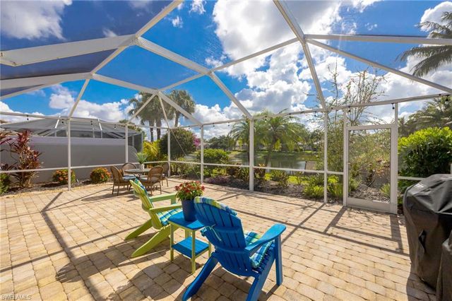 3006 Futuna LN, Naples, FL 34119