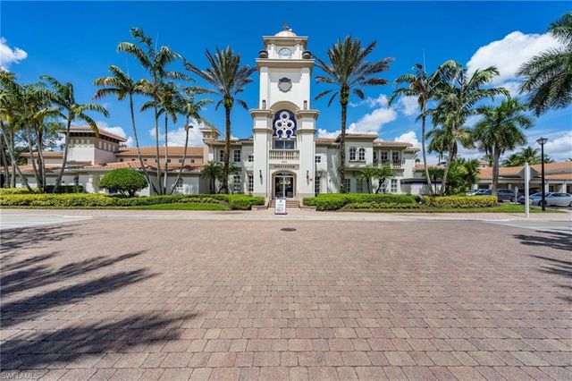 3006 Futuna LN, Naples, FL 34119